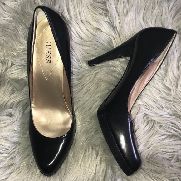 guess platform pumps